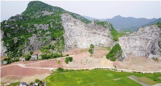 <b>砂石礦山、采石場邊坡穩定性治理6個方法及生態修復的4個措施</b>